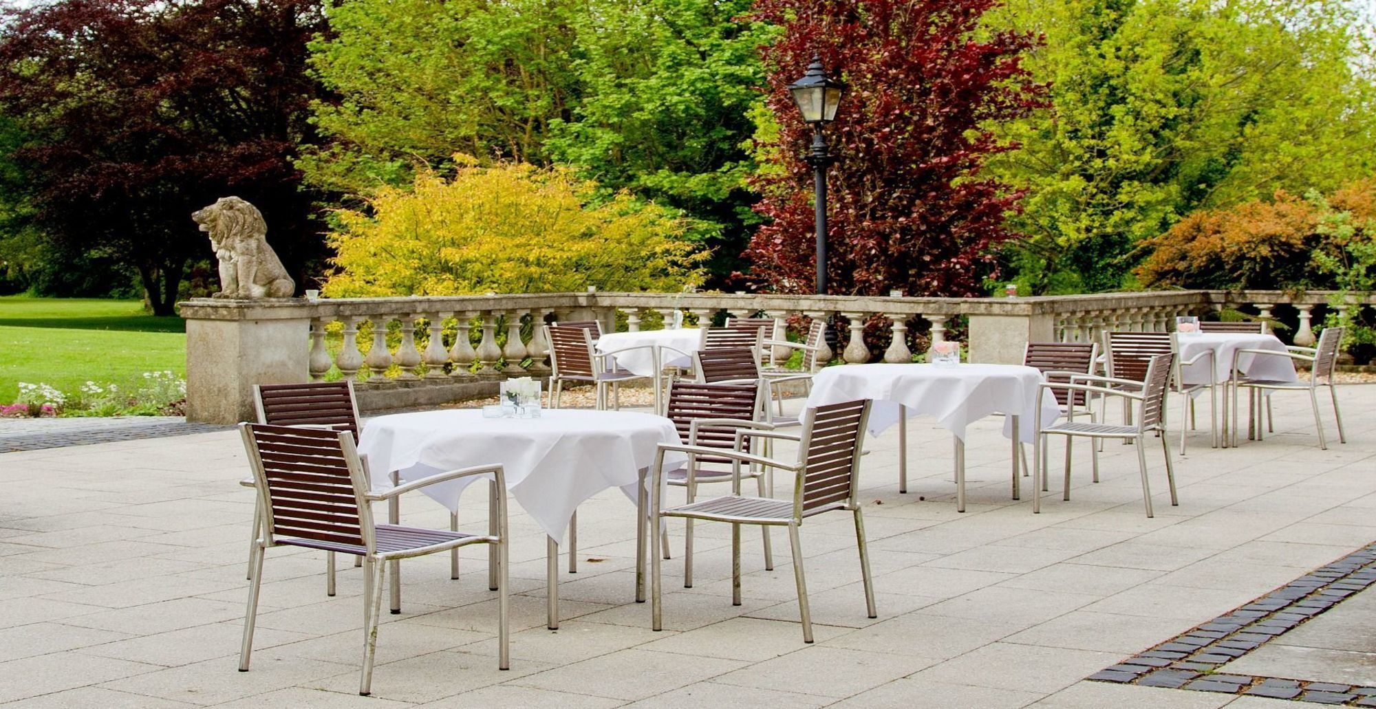 & Golf Hotel Moyvalley